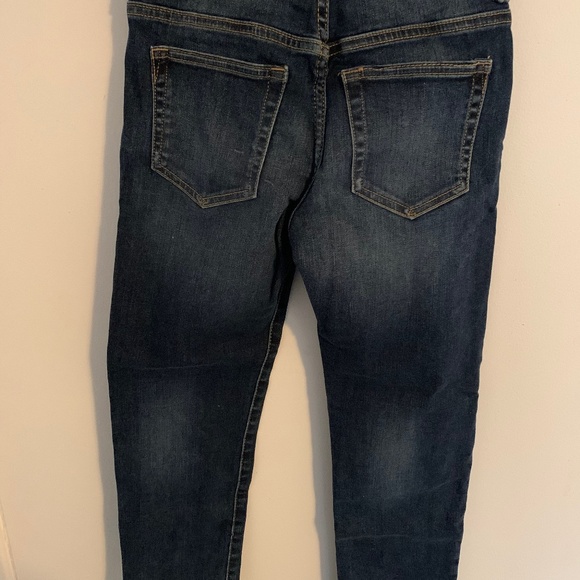 Boys Gap size 7 jeans Slim Fit - Picture 2 of 4